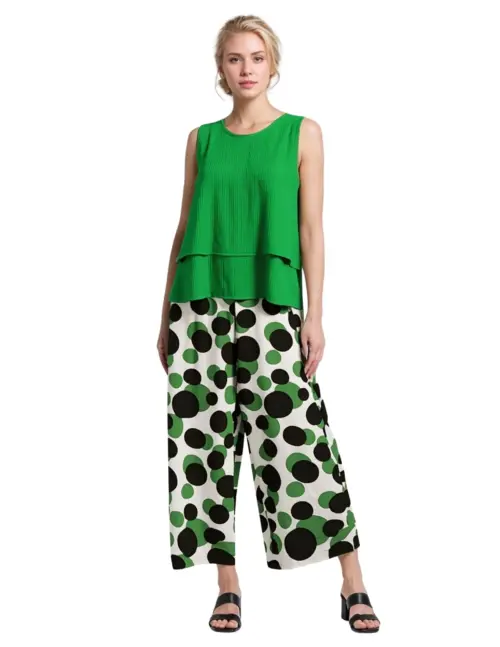Green Tiered Swing Top